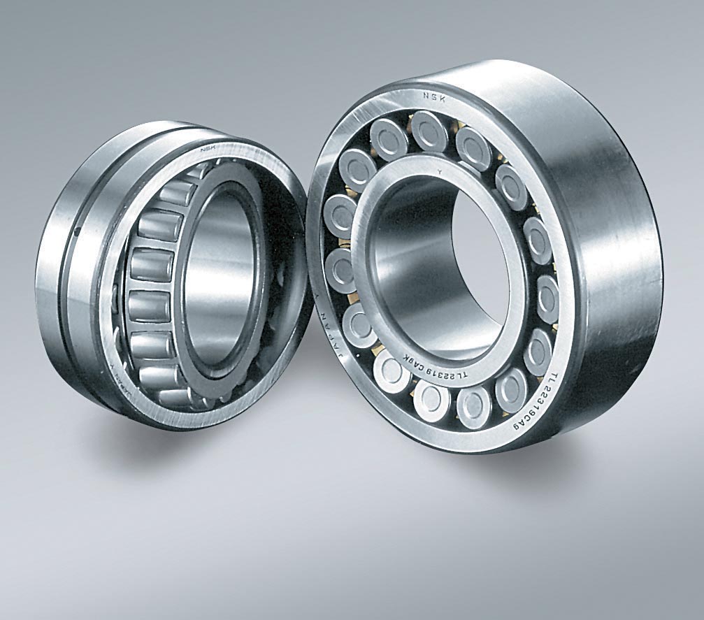 Cuscinetti radiali orientabili a rulli NSK con gabbia stampata in acciaio e gabbia massiccia in ottone (fonte NSK).