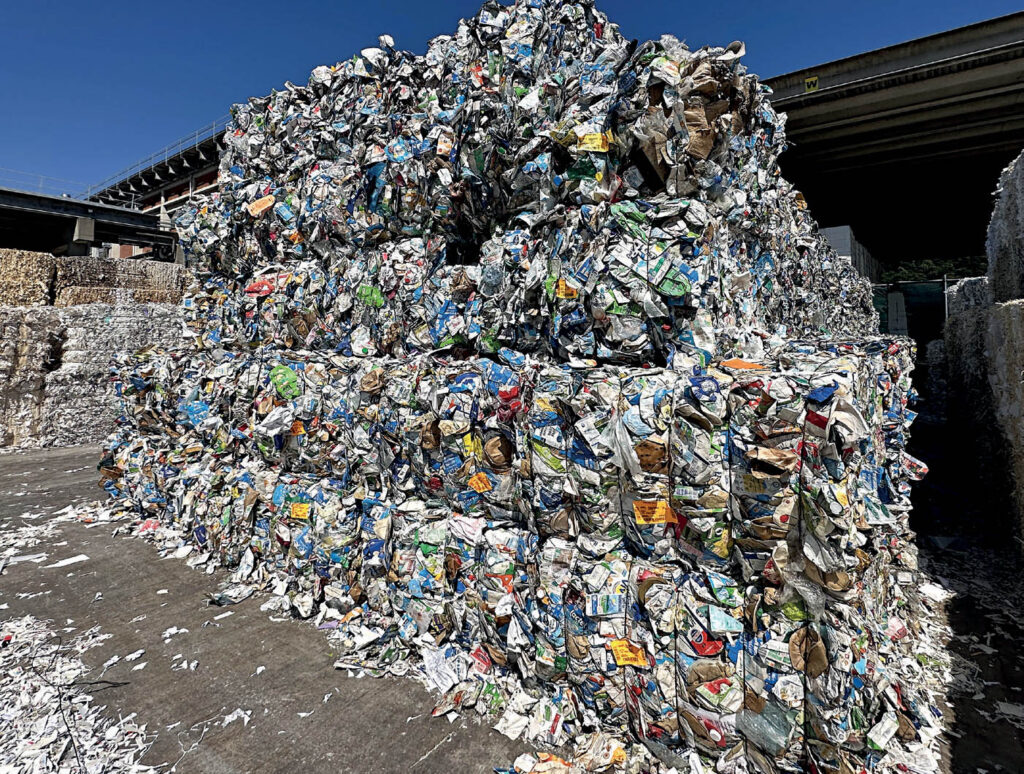 Lucart gestisce due dei tresoli stabilimenti di tissue inEuropa che riciclano i cartoniper bevande Tetra Pak® incarta tissue e altri prodotti.